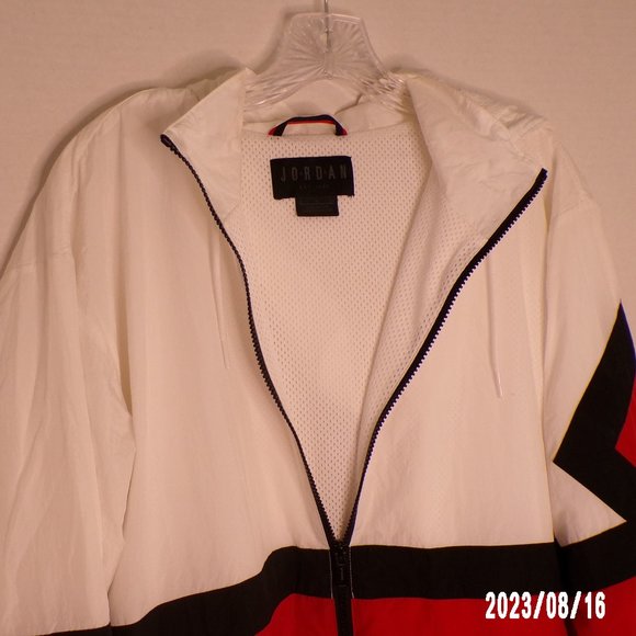 UNISEX AIR JORDAN RED, WHITE AND BLACK HOODED FULL ZIPPERED WINDBREAKER JACKET - Picture 10 of 11